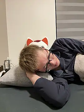 kensnb online show from April 9, 2026, 8:15 pm