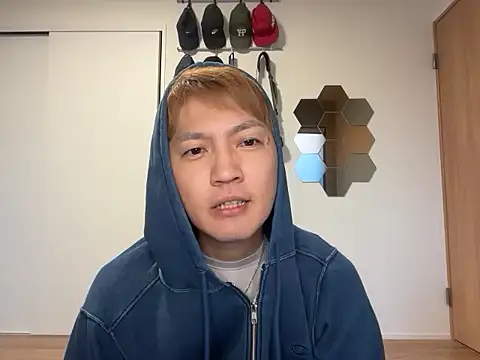 kensnb online show from November 28, 2025, 9:48 pm