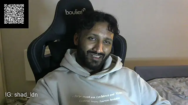 Snapshot of shadthebiguy chatting on December 21, 2024, 11:34 pm shadthebiguy online show from December 21, 2024, 11:34 pm