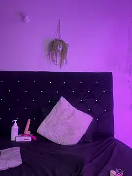 Natasha by online show from March 15, 2025, 5:26 pm