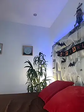  ISABELLA HOT  online show from October 30, 2025, 12:25 pm