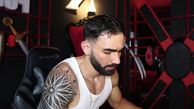 Snapshot of Austin_bolt chatting on March 29, 2026, 2:35 am Austin bolt online show from March 29, 2026, 2:35 am