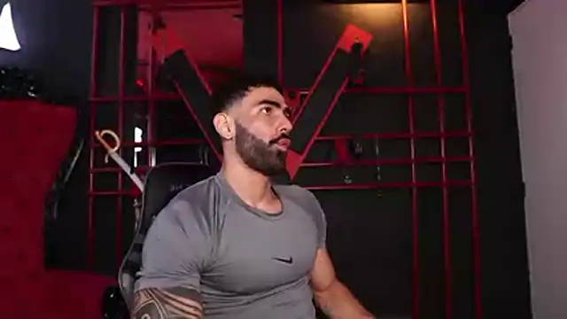 Snapshot of Austin_bolt chatting on April 14, 2026, 1:54 am Austin bolt online show from April 14, 2026, 1:54 am