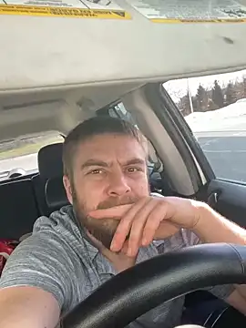 Snapshot of bDswingN chatting on February 21, 2026, 6:32 pm bDswingN online show from February 21, 2026, 6:32 pm