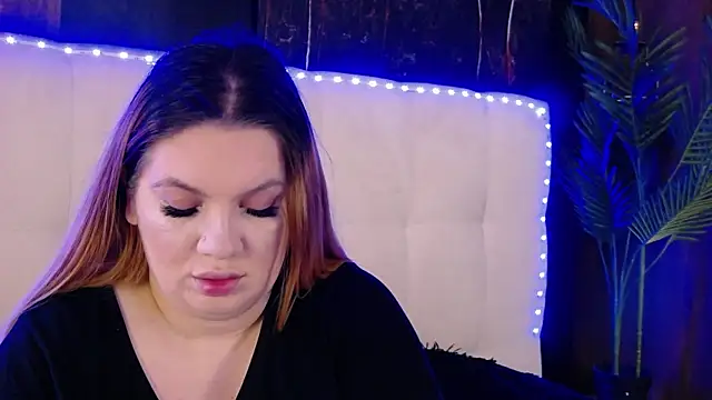 MelanieBrownn online show from April 9, 2026, 5:09 am