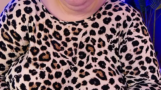 MelanieBrownn online show from March 30, 2026, 4:47 am