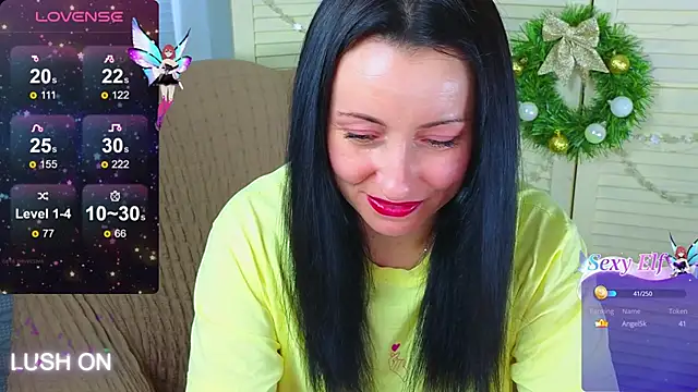 Snapshot of Roxyy_Star chatting on January 25, 2025, 3:51 am Roxyy Star online show from January 25, 2025, 3:51 am