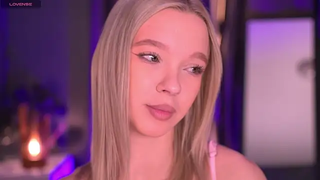  AlinaBailey online show from February 13, 2026, 8:14 am