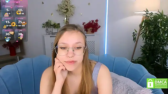 LayriantaVee online show from February 27, 2025, 7:30 am