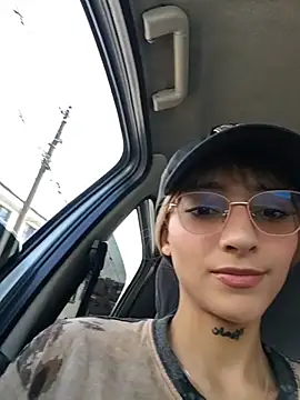 Snapshot of Dani_pegin chatting on March 29, 2026, 2:19 pm Dani pegin online show from March 29, 2026, 2:19 pm