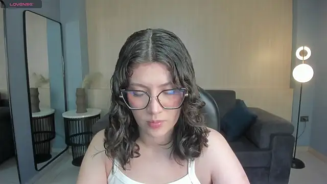 AmberFarrell online show from July 9, 2026, 8:52 pm