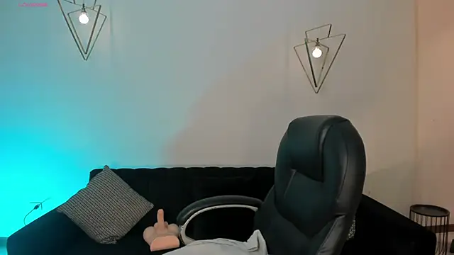 AmberFarrell online show from October 21, 2025, 9:47 pm