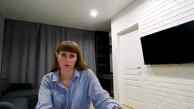Snapshot of Daniella_Lorente chatting on July 8, 2026, 11:16 pm Daniella Lorente online show from July 8, 2026, 11:16 pm