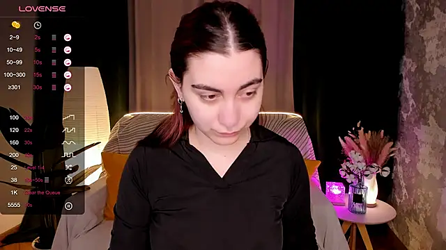 hannacheekss  online show from March 10, 2026, 2:04 am