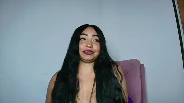 Dailyn Adams online show from December 24, 2024, 8:11 am