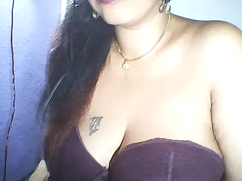 Snapshot of layanah12 chatting on April 29, 2026, 8:04 pm layanah12 online show from April 29, 2026, 8:04 pm