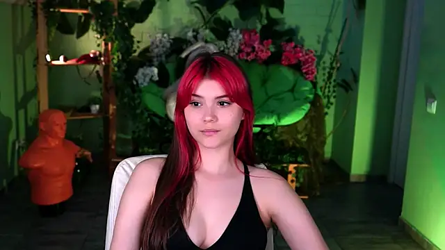 EvaThopson online show from June 27, 2026, 12:22 pm