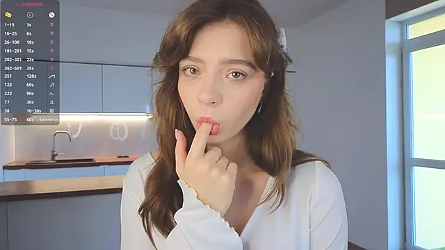 Snapshot of KellyAdderiy chatting on March 28, 2026, 3:29 am KellyAdderiy online show from March 28, 2026, 3:29 am