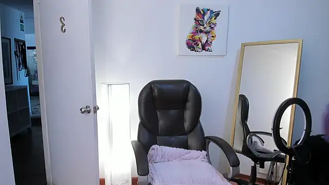 Escarlett Wii online show from November 7, 2025, 1:26 pm