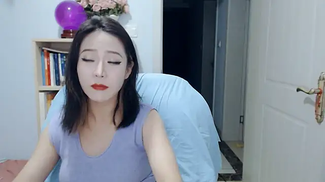 Snapshot of SuSushi728 chatting on June 9, 2026, 3:35 pm SuSushi728 online show from June 9, 2026, 3:35 pm