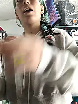 Tefannyy  online show from February 13, 2026, 3:56 pm