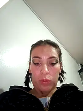 Tefannyy  online show from February 26, 2025, 9:31 pm