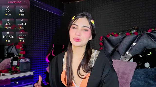 Snapshot of SolBeaumont1 chatting on March 3, 2026, 1:23 am SolBeaumont1 online show from March 3, 2026, 1:23 am