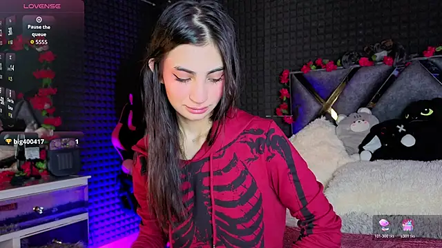 Snapshot of SolBeaumont1 chatting on February 27, 2026, 7:46 pm SolBeaumont1 online show from February 27, 2026, 7:46 pm