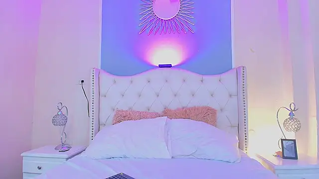 Ambar Collingg online show from October 21, 2025, 3:55 pm