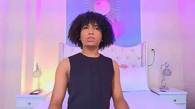 Ambar Collingg online show from November 5, 2025, 1:25 pm