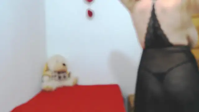 ariellth online show from October 11, 2025, 5:14 pm