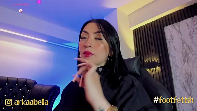 Snapshot of ArkaBella chatting on March 22, 2025, 5:52 pm ArkaBella online show from March 22, 2025, 5:52 pm