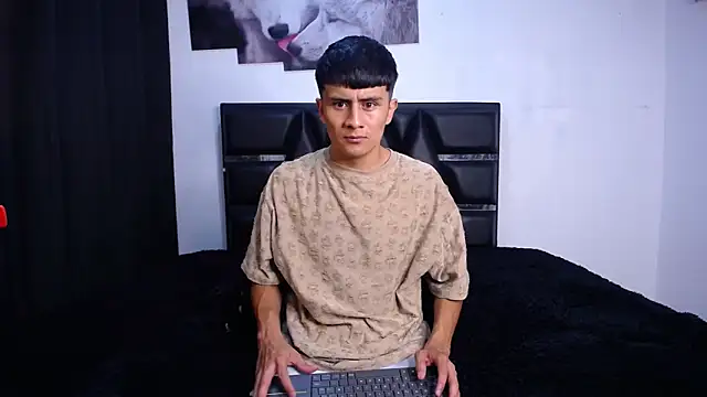 Snapshot of The__Rodriguez chatting on April 10, 2026, 5:53 pm The Rodriguez online show from April 10, 2026, 5:53 pm