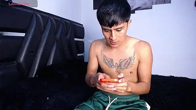 Snapshot of The__Rodriguez chatting on February 22, 2026, 10:22 pm The Rodriguez online show from February 22, 2026, 10:22 pm