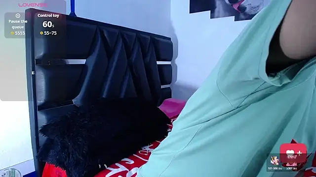 Snapshot of The__Rodriguez chatting on February 6, 2026, 10:50 pm The Rodriguez online show from February 6, 2026, 10:50 pm