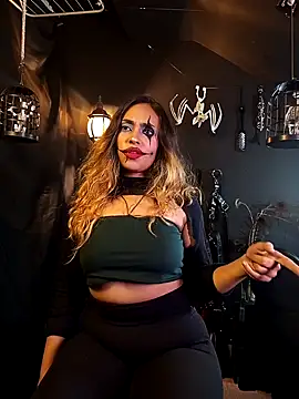 Snapshot of saba_the_courtesan chatting on October 22, 2025, 6:57 am saba the courtesan online show from October 22, 2025, 6:57 am