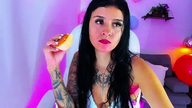 yenny garcia online show from October 22, 2025, 6:40 pm