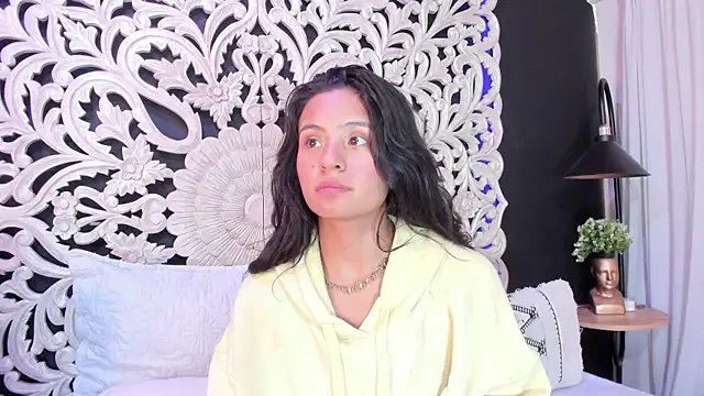 Snapshot of Mindy_sweety chatting on October 15, 2025, 11:51 am Mindy sweety online show from October 15, 2025, 11:51 am