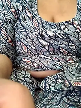Snapshot of Hot_Babe33 chatting on March 9, 2025, 4:05 am Hot Babe33 online show from March 9, 2025, 4:05 am