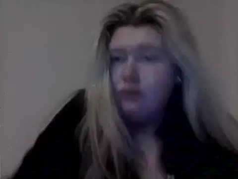 Snapshot of lilah-xo chatting on March 8, 2025, 11:49 pm lilah-xo online show from March 8, 2025, 11:49 pm