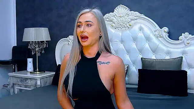 Ema Boom online show from December 23, 2024, 2:28 pm