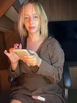 Bellahcha online show from May 16, 2026, 1:37 am