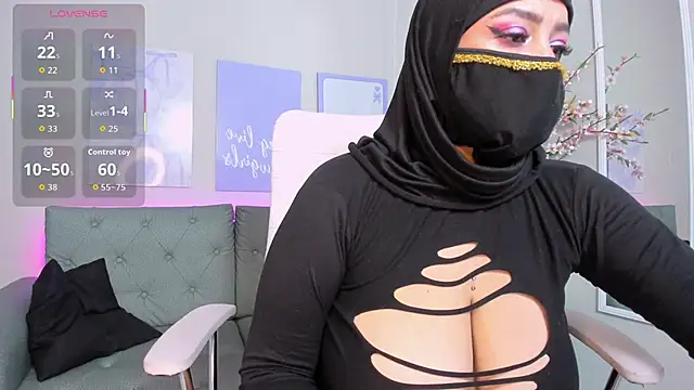 cloe sirena online show from November 18, 2025, 2:53 pm