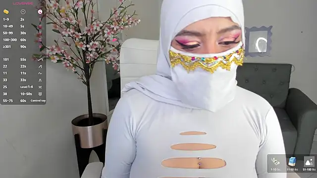 cloe sirena online show from September 17, 2025, 2:52 pm