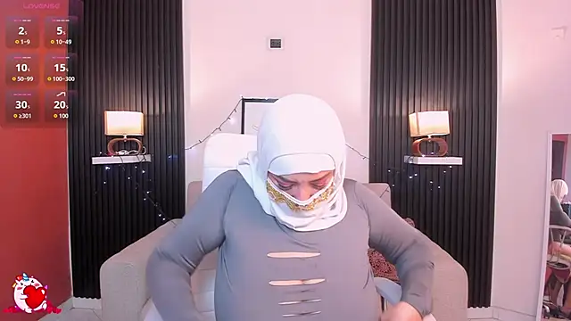 cloe sirena online show from November 15, 2025, 1:37 pm