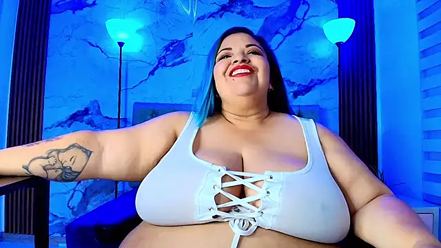 ANAMARIARIOS online show from April 21, 2026, 7:53 pm