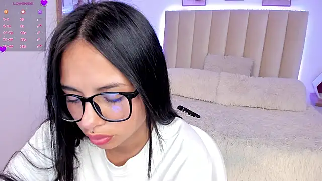 valka wolfe online show from February 27, 2025, 9:04 pm