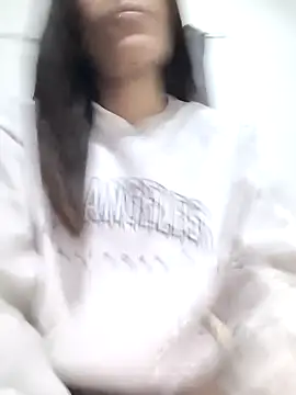 Snapshot of Cositarica_69 chatting on November 26, 2025, 5:18 am Cositarica 69 online show from November 26, 2025, 5:18 am