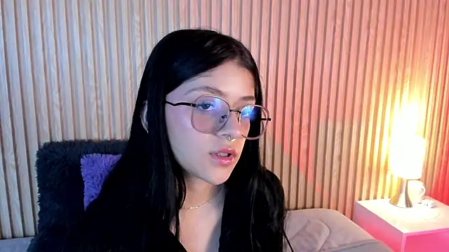 lana dol online show from September 26, 2025, 4:14 pm