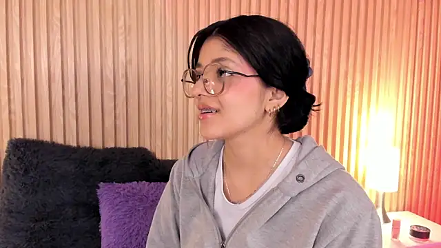 lana dol online show from September 15, 2025, 1:00 pm